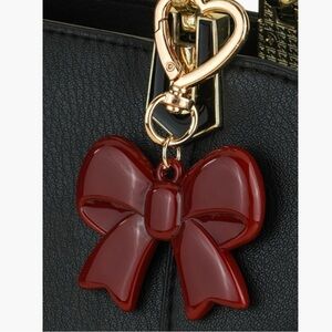 4005. Red Bow Charm